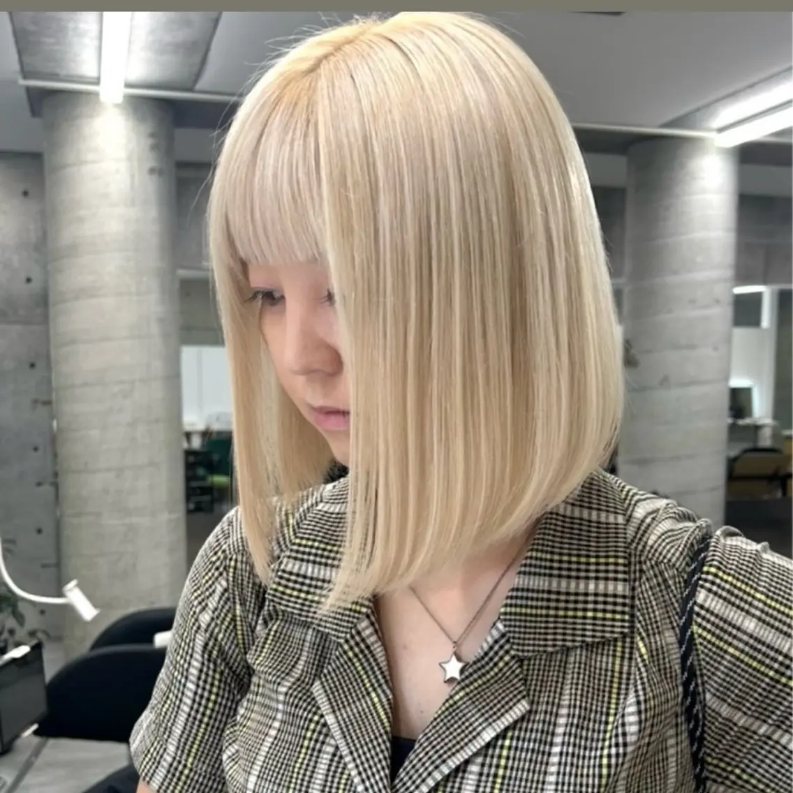 ミディアム カラー カット ヘアカラー トリートメント Acchon/心斎橋 💚ダブルカラーのヘアスタイル