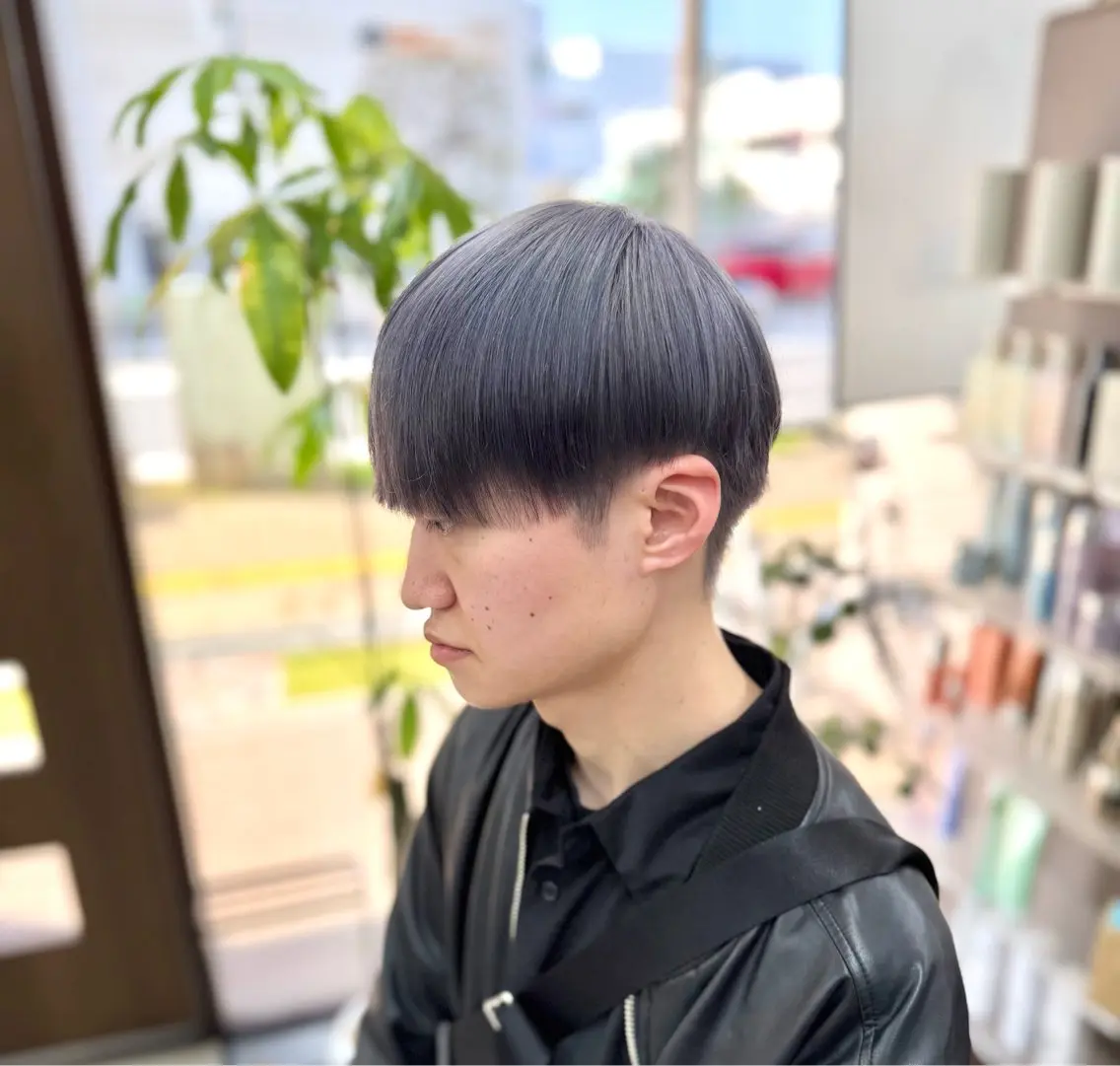ショート カラー アッシュ シルバー シルバーアッシュ ヘアカラー メンズパーマの達人 / タカシマダイスケのヘアスタイル