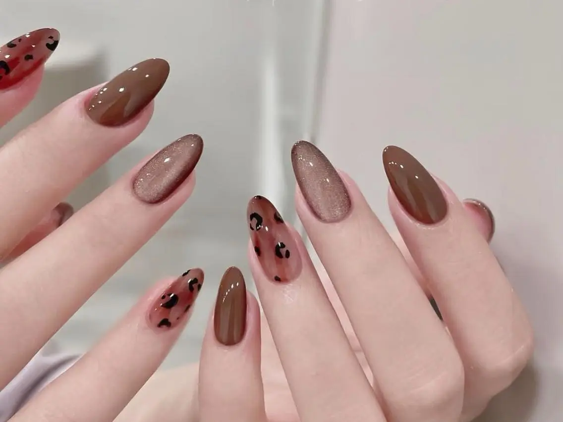 ネイル メンズ メンズ韓国風 オーロラネイル チークネイル 長さ出し フレンチネイル ハンドネイル ハンドケア NEW NAIL KaKa❤️🔥のネイルデザイン