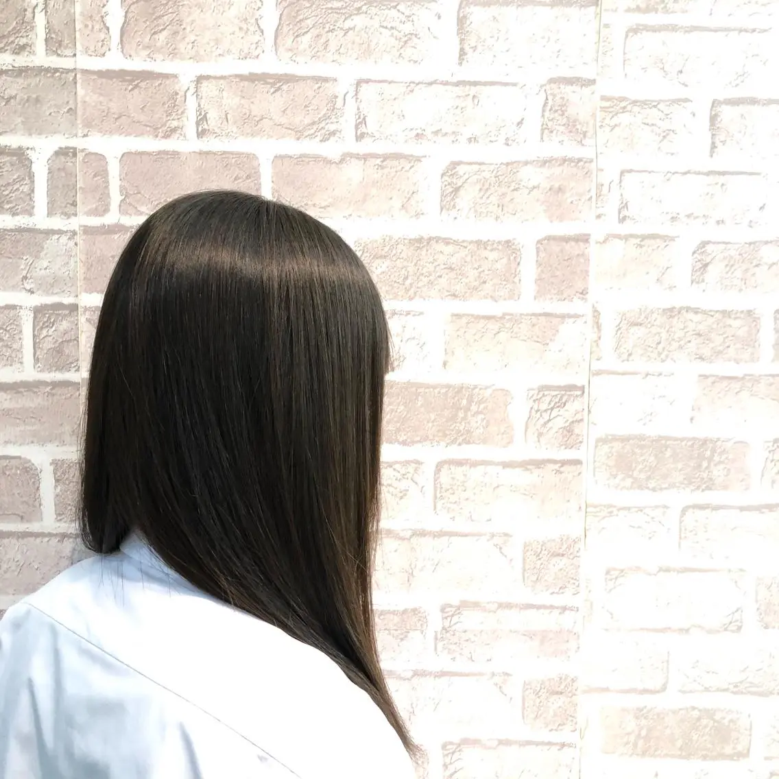 ロング 齋藤 尋真のヘアスタイル