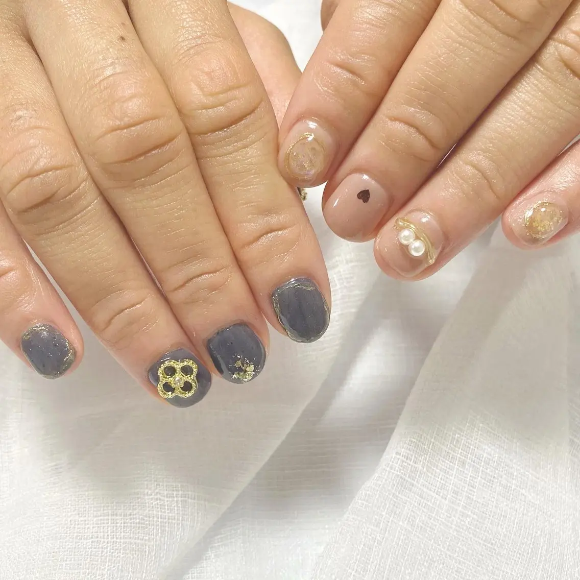 ネイル アートネイル ストーンネイル ハンドネイル 上野 杏菜のネイルデザイン