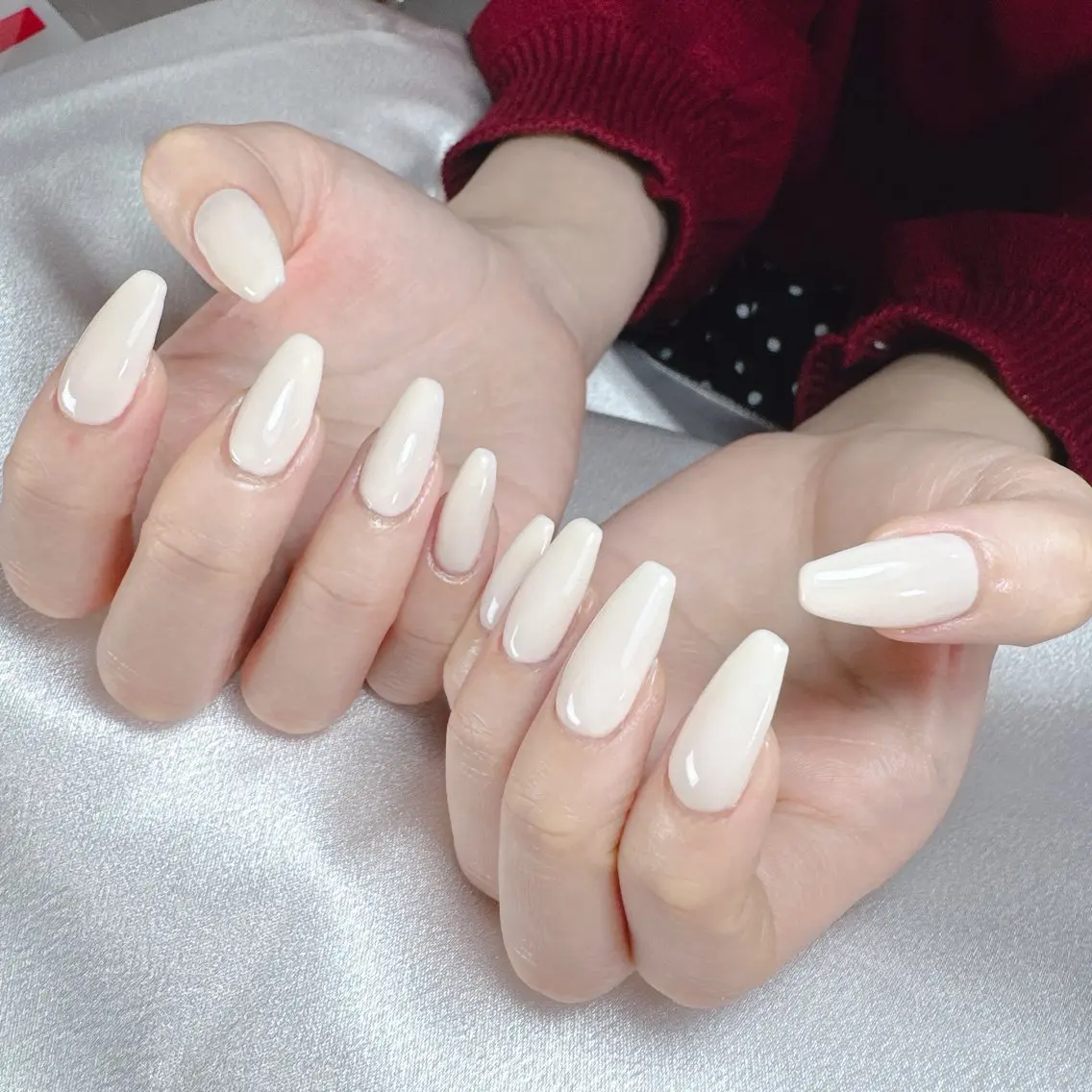 ネイル ホワイト MignonReve 🫧MIYUのネイルデザイン