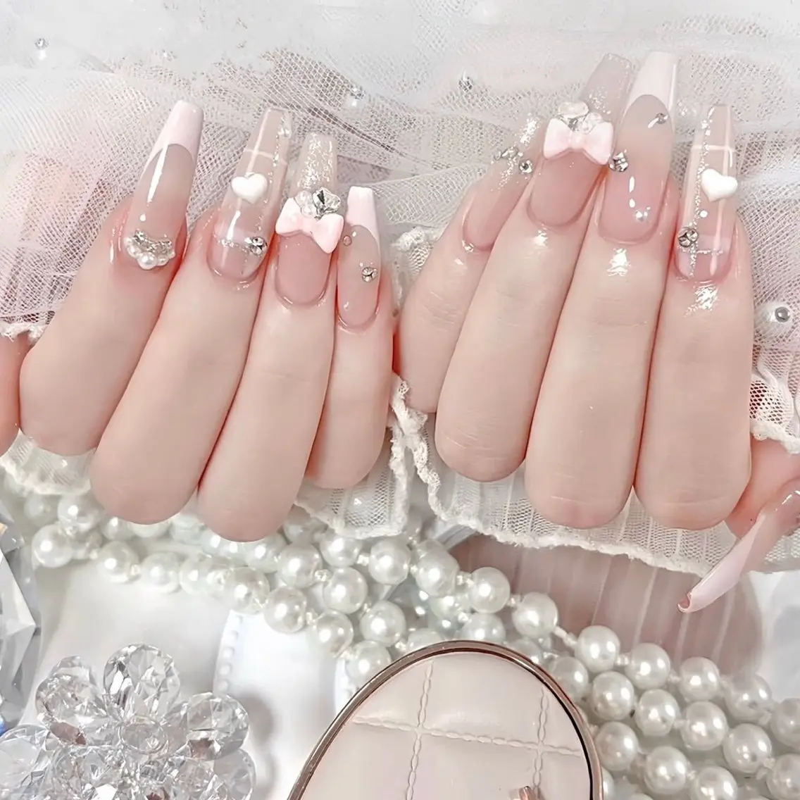 ロング ハンドネイル E🌷nail 長さだし専門店のネイルデザイン