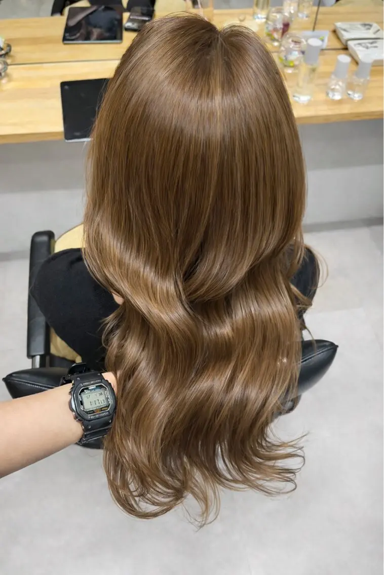ロング カラー カット ヘアカラー トリートメント ブリーチなし 暖色カラー/井上あいのヘアスタイル