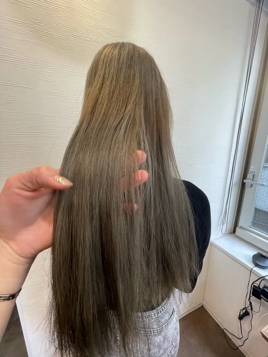 ロング カラー ヘアカラー 艶カラー🎀 YUUKAのヘアスタイル