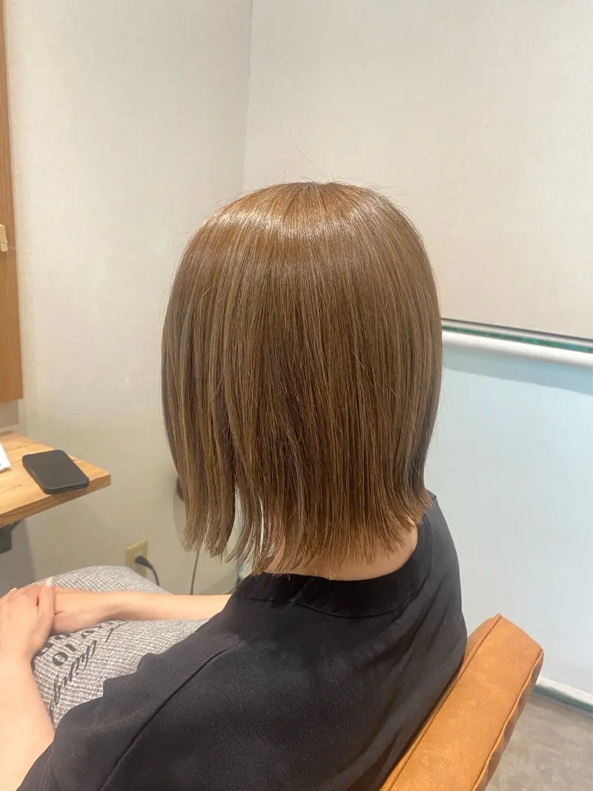 ショート カット ヘアカラー トリートメント 酸性ストレート/ブリ ーチなしWカラー河本のヘアスタイル