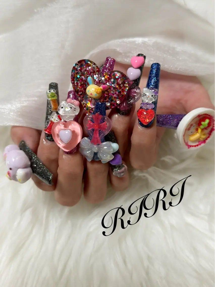 ネイル ジェルネイル ロングネイル スカルプネイル シンプルネイル ハンドネイル riri オーナーのネイルデザイン