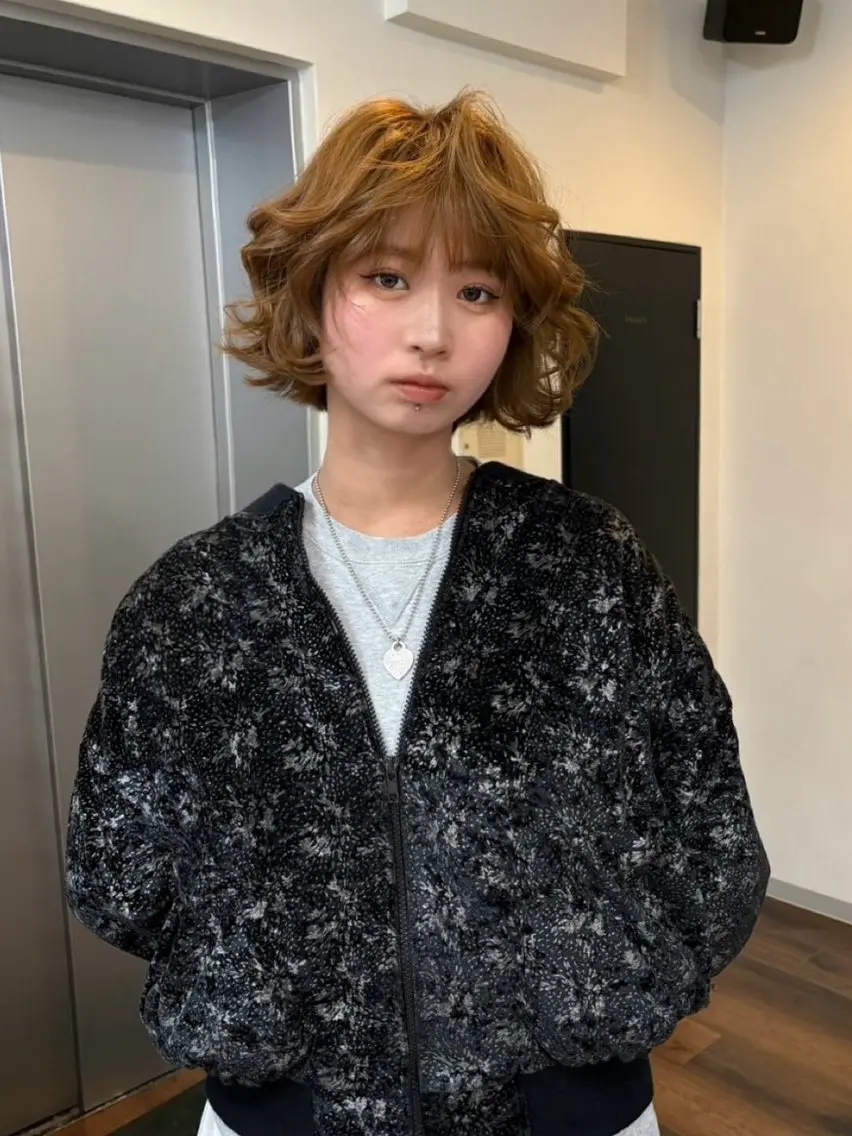 カラー ベージュカラー ヘアカラー なんば、心斎橋🍓 ハイトーンnicoのヘアスタイル