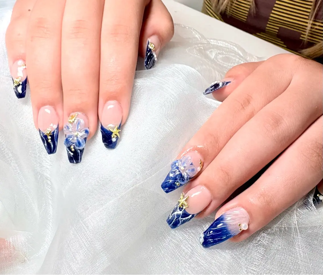 ネイル 🌙🫧CHARME (RUKA)🦋🫧のネイルデザイン