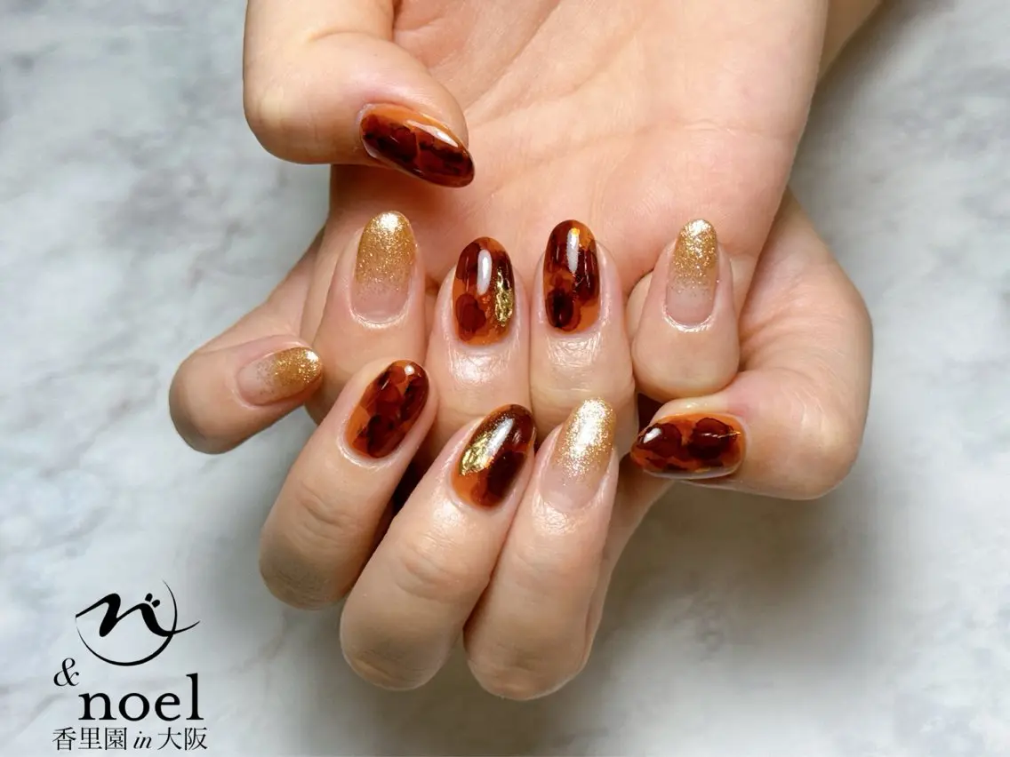 ネイル べっ甲ネイル Nailsalon ＆Noelのネイルデザイン