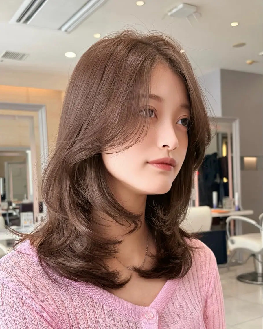 ミディアム カット ヘアカラー トリートメント 垢抜けワンカール レイヤー⭐️shunのヘアスタイル