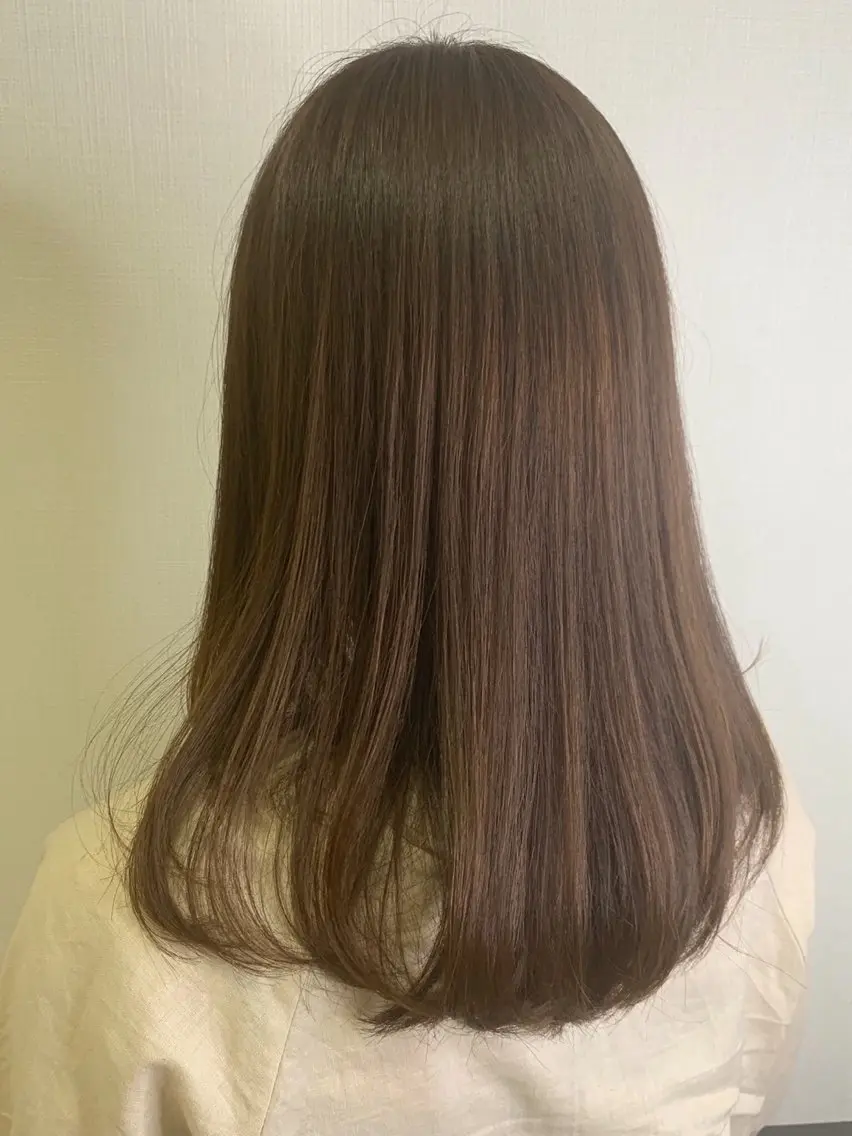 セミロング カラー 🤍あずみ 🤍パーマのヘアスタイル
