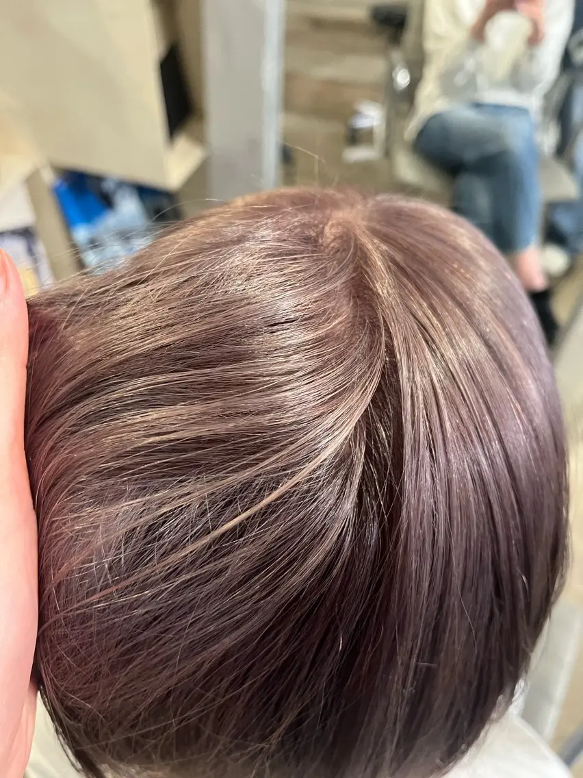 ショート カラー ベージュカラー ピンクカラー ピンクベージュ ヘアカラー 泉澤 風花のヘアスタイル