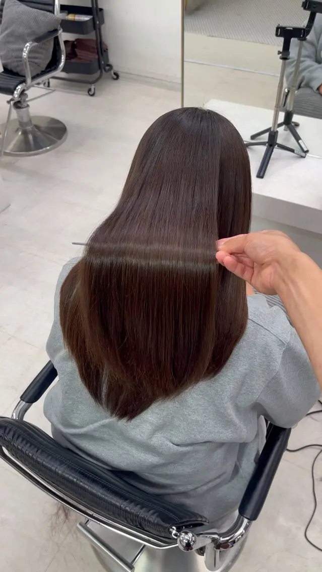 セミロング カラー ヘアカラー トリートメント 🌹髪質改善カラー/ 似合わせ✨タクトのヘアスタイル