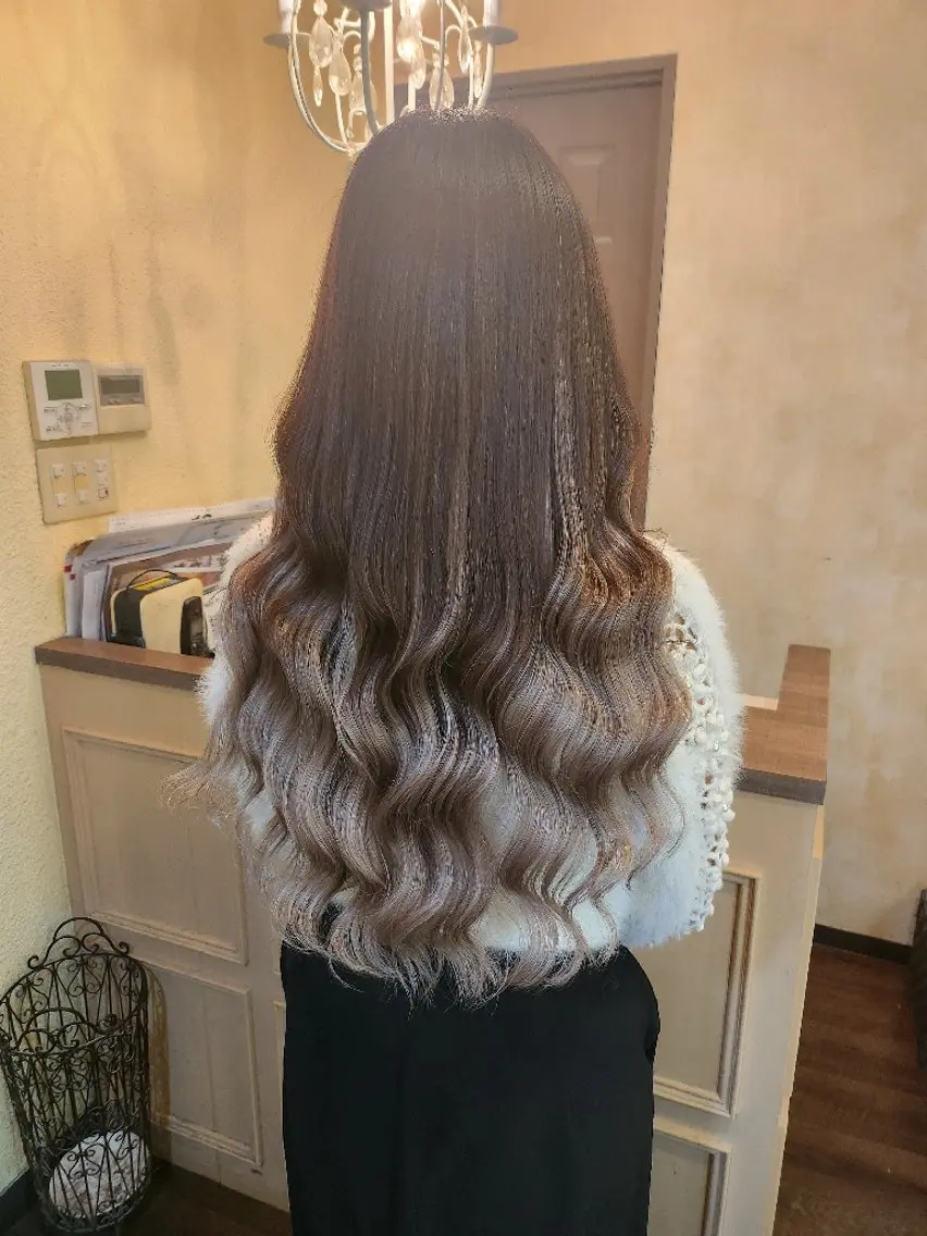 ロング ヘアアレンジ シールエクステ エクステ カット エクステ 田井中 悠紀のヘアスタイル