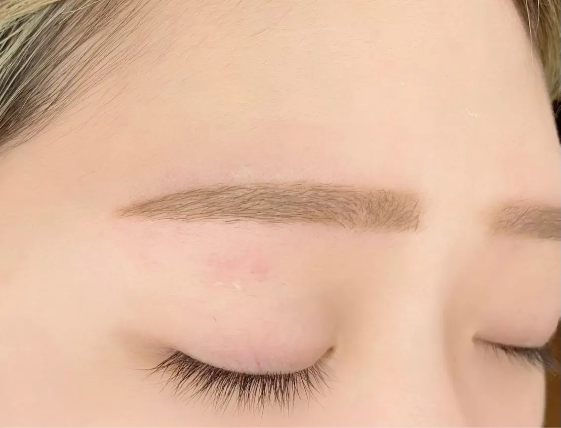 アイブロウ ワックス脱毛 眉カット はまだ めいのマツエク・マツパデザイン