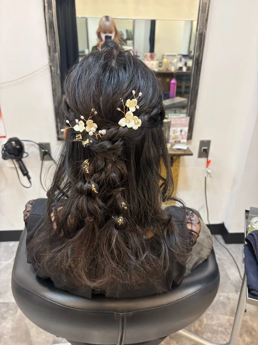 【⚠︎︎日時ご相談】お呼ばれヘアセット🤍🕊の写真