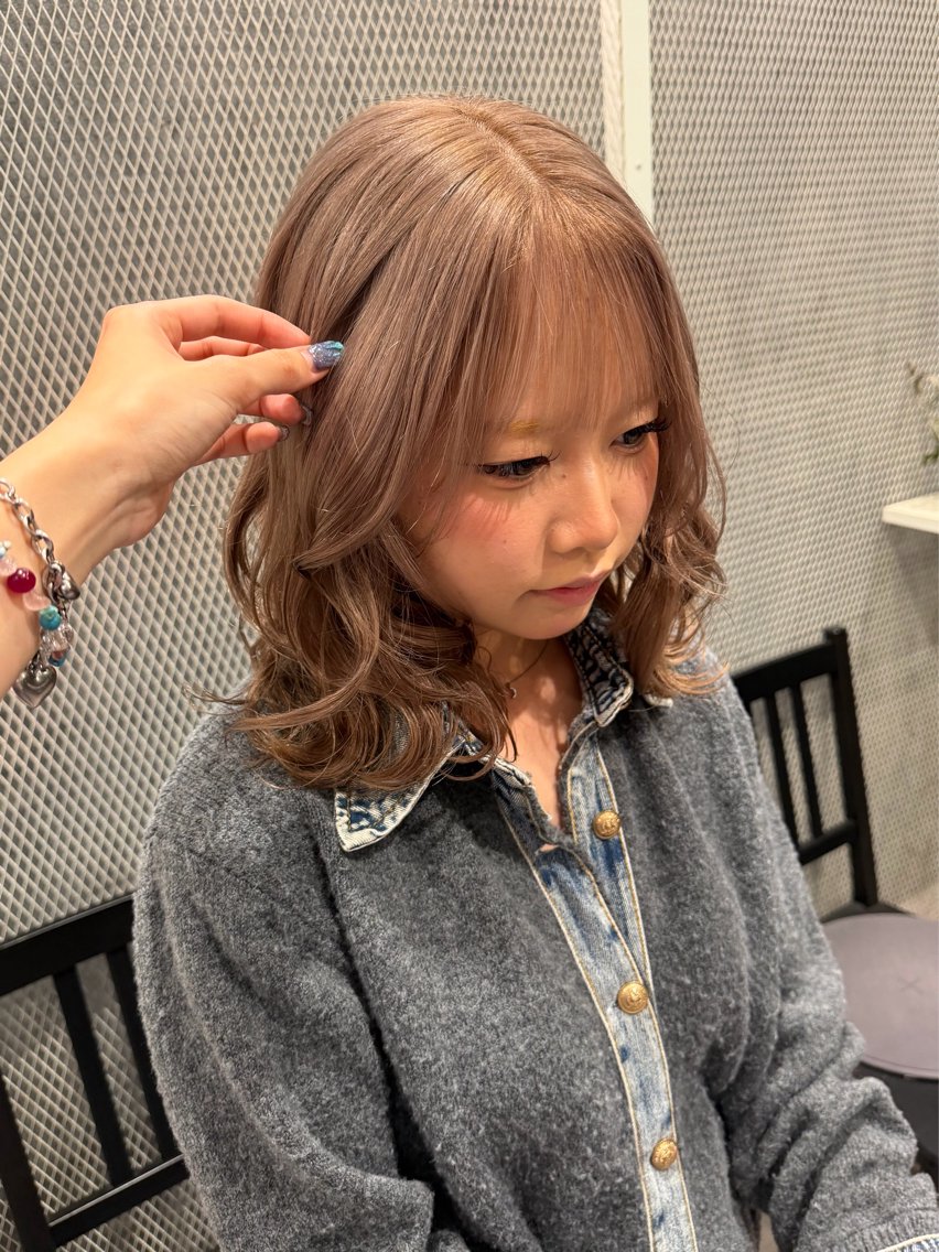 セミロング カラー ヘアカラー トリートメント Karin／ jrスタイリストのヘアスタイル