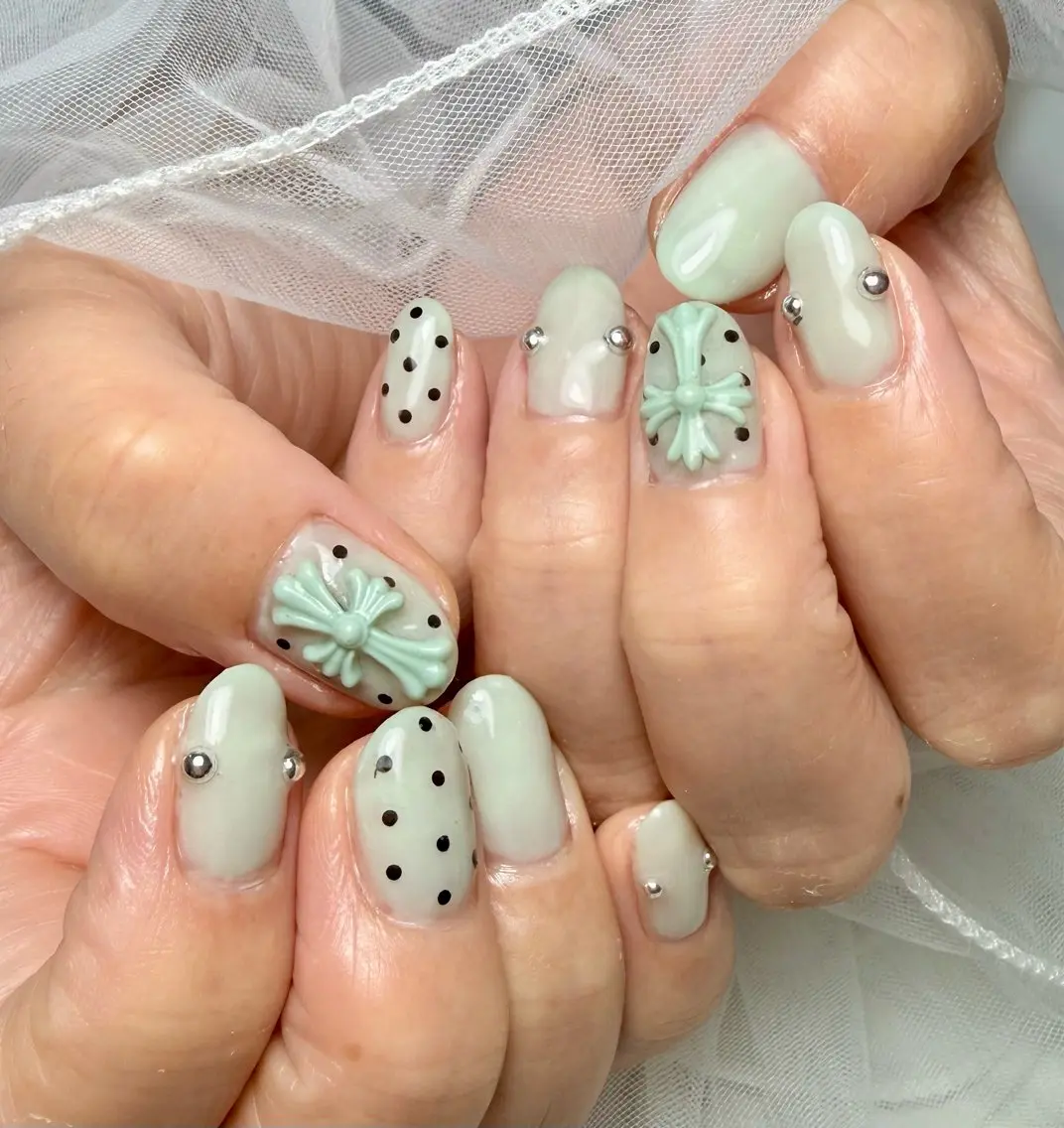 ネイル アニマル柄 アートネイル チークネイル フラッシュネイル フラッシュマグ Mai’s nailのネイルデザイン