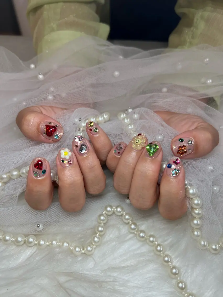ネイル ハンドネイル zir  nail 🕊️💗RIOのネイルデザイン