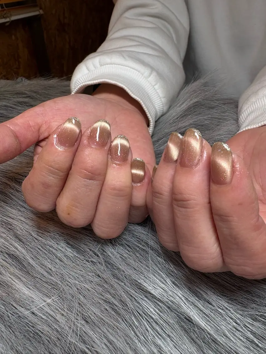 ネイル フレンチネイル ラメ(グリッター) マグネットネイル ハンドネイル Maapis Nailのネイルデザイン