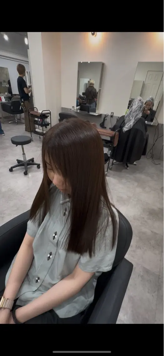 ロング カット 🫧とぅるん艶髪🫧 透明感カラー×猿渡のヘアスタイル