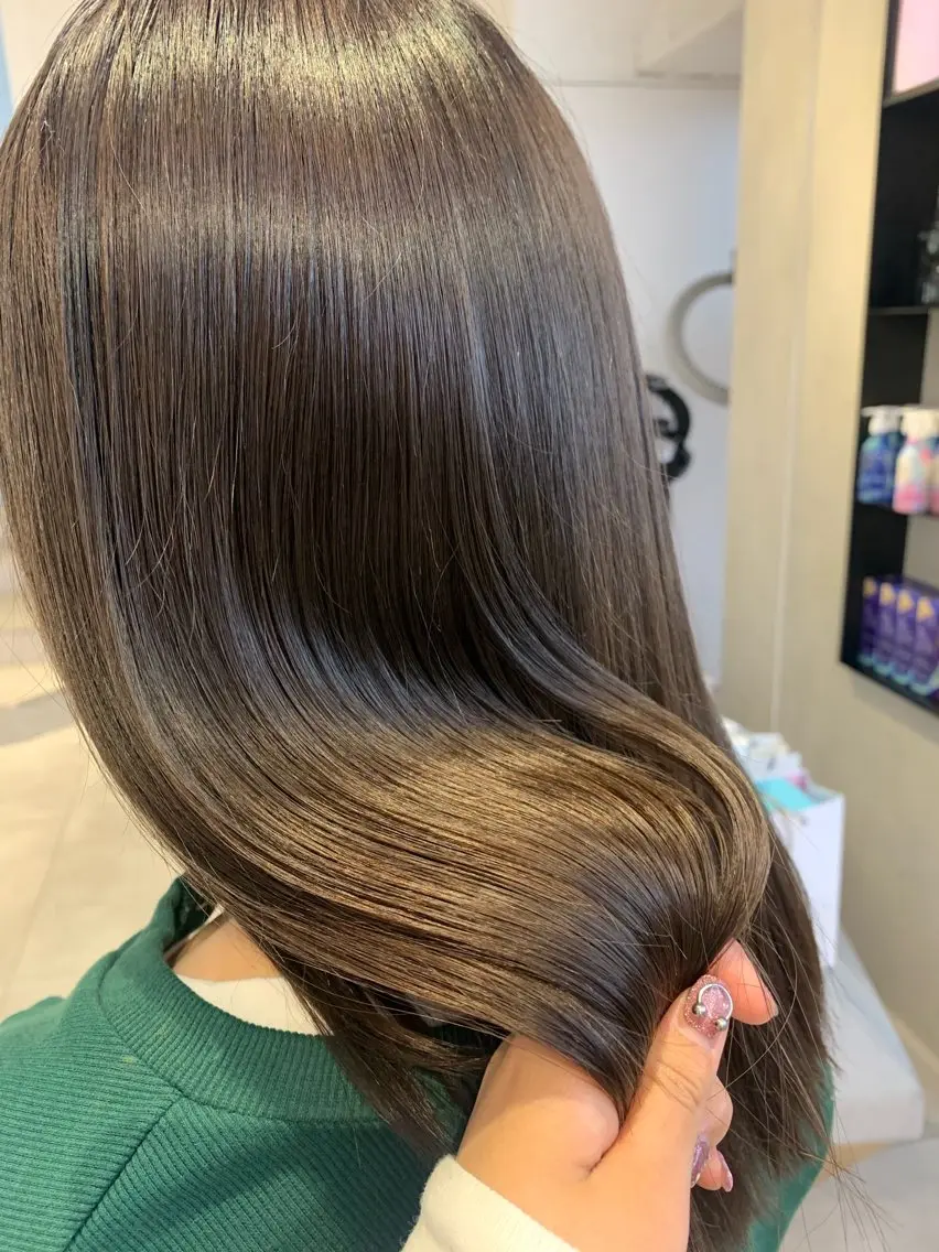 セミロング パーマ 酸性ストレート ストレートパーマ 縮毛矯正 トリートメント Kureha/ネイル トレンドヘアのマツエク・マツパデザイン