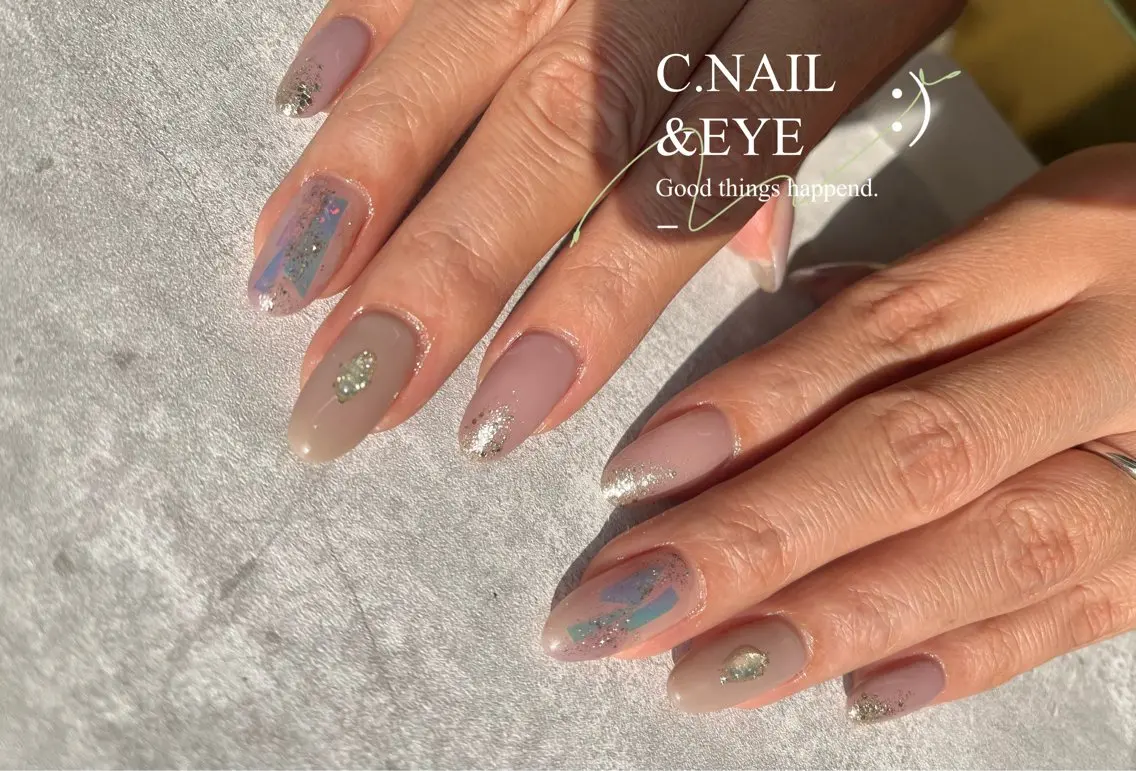 ネイル キラキラネイル ロングネイル オフィスネイル パープル シンプルネイル C.Nail &Eyeのネイルデザイン