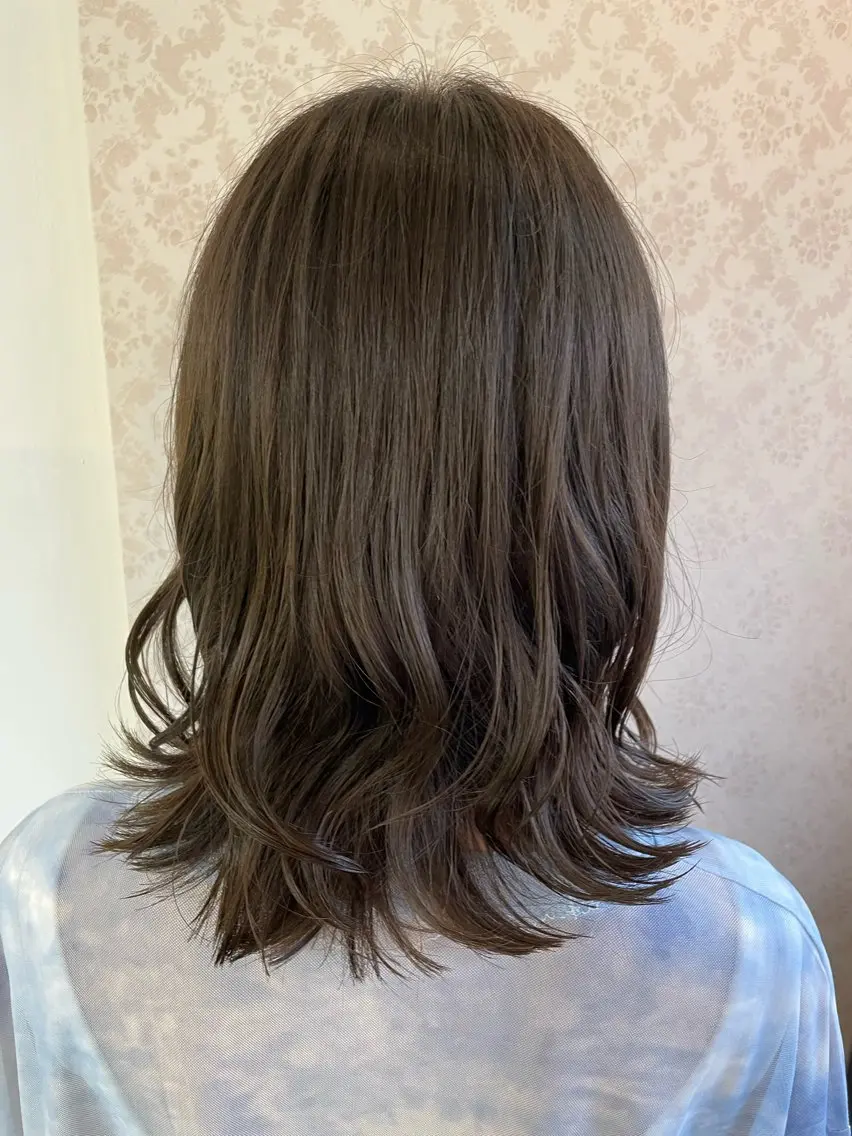 ミディアム ヒヨシ ルナのヘアスタイル