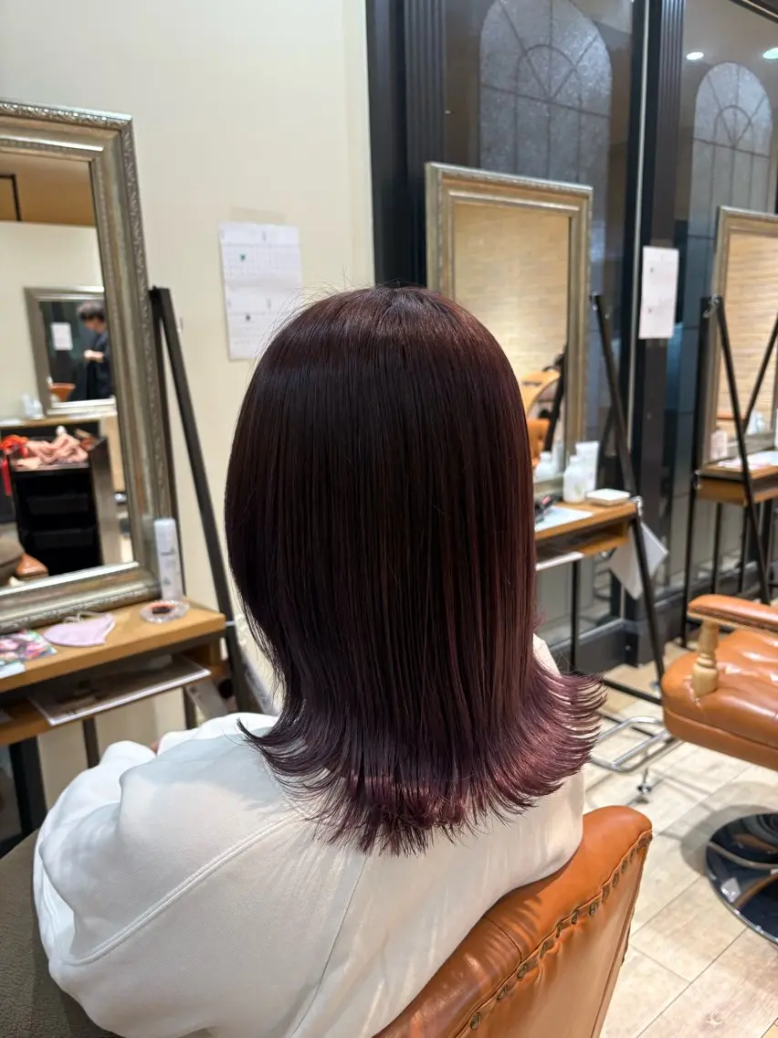 ミディアム カラー カット ヘアカラー しおり🍬 KOKORO🤍のヘアスタイル