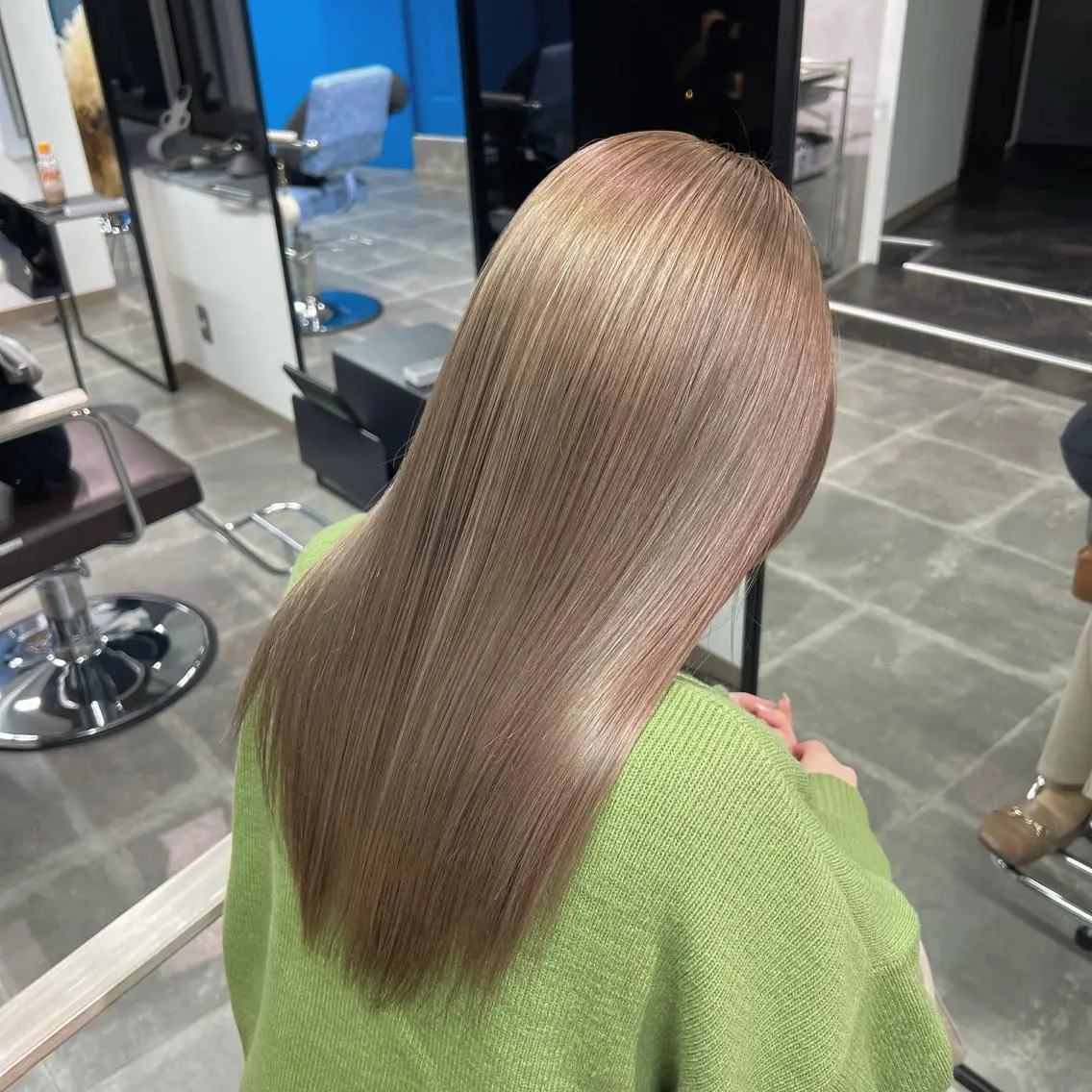 セミロング 大田吏晃❤️🔥 美髪特化のヘアスタイル