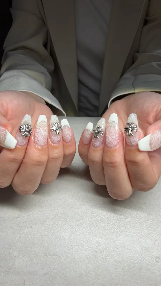 ネイル ADISEネイル Mariのネイルデザイン