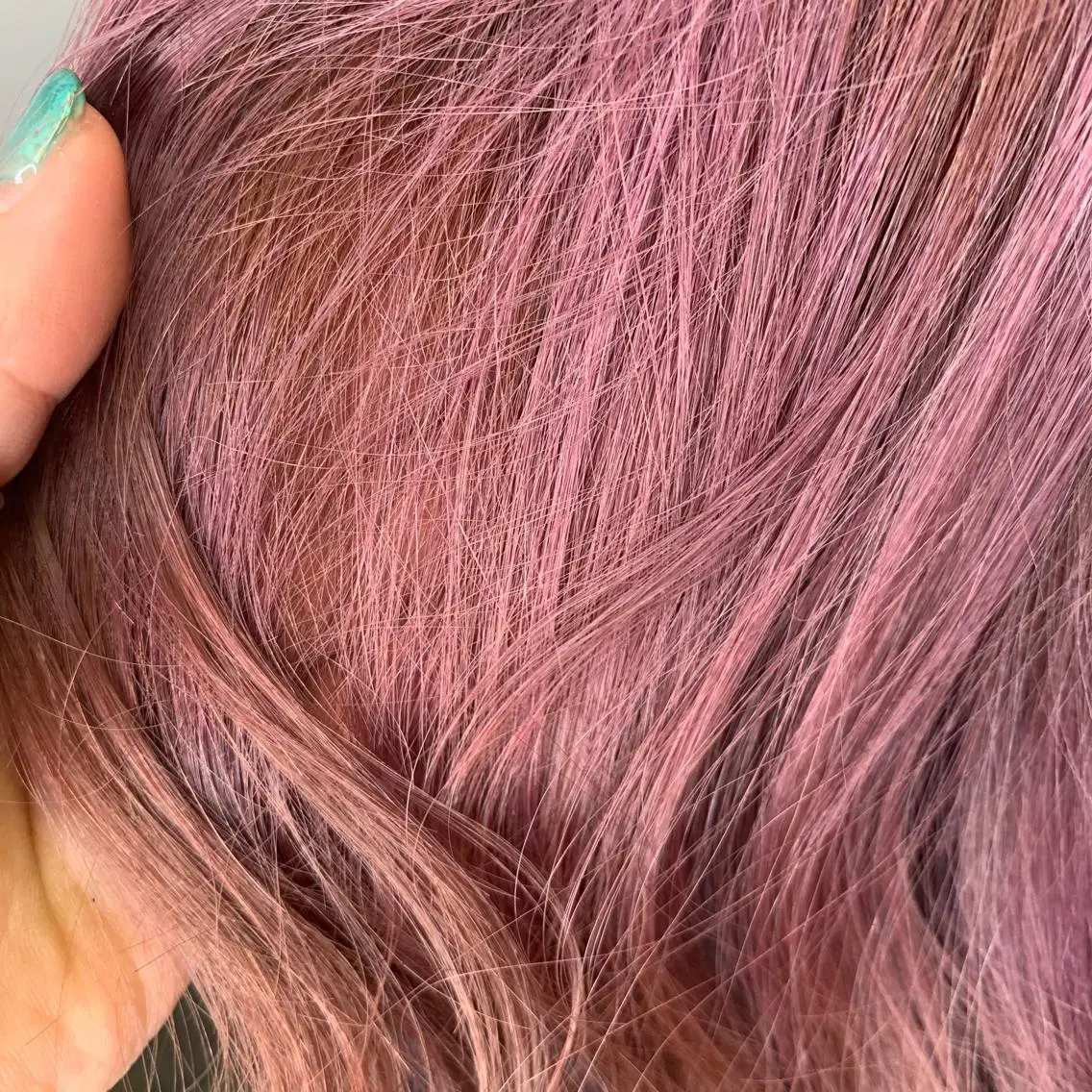 カラー ピンクカラー ローズカラー ウスイ ハルカのヘアスタイル
