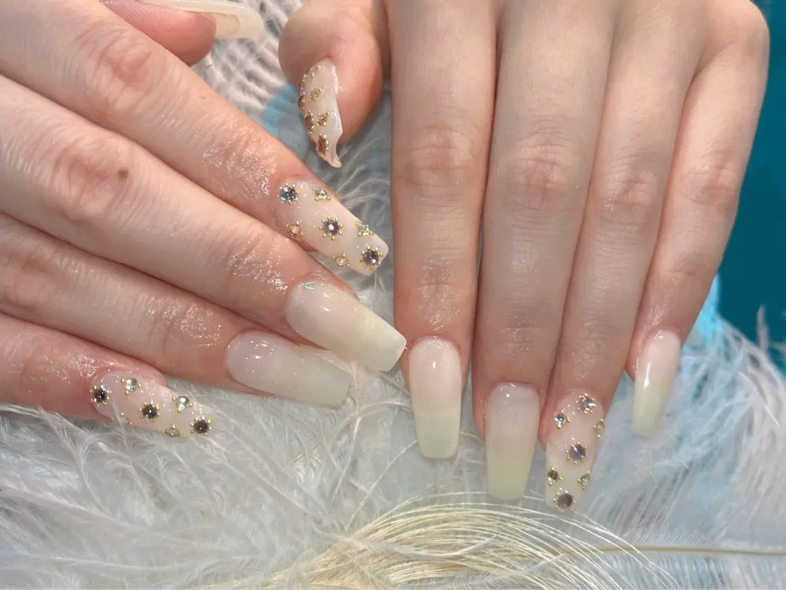 ネイル Glow Nail スカルプ専門店のネイルデザイン