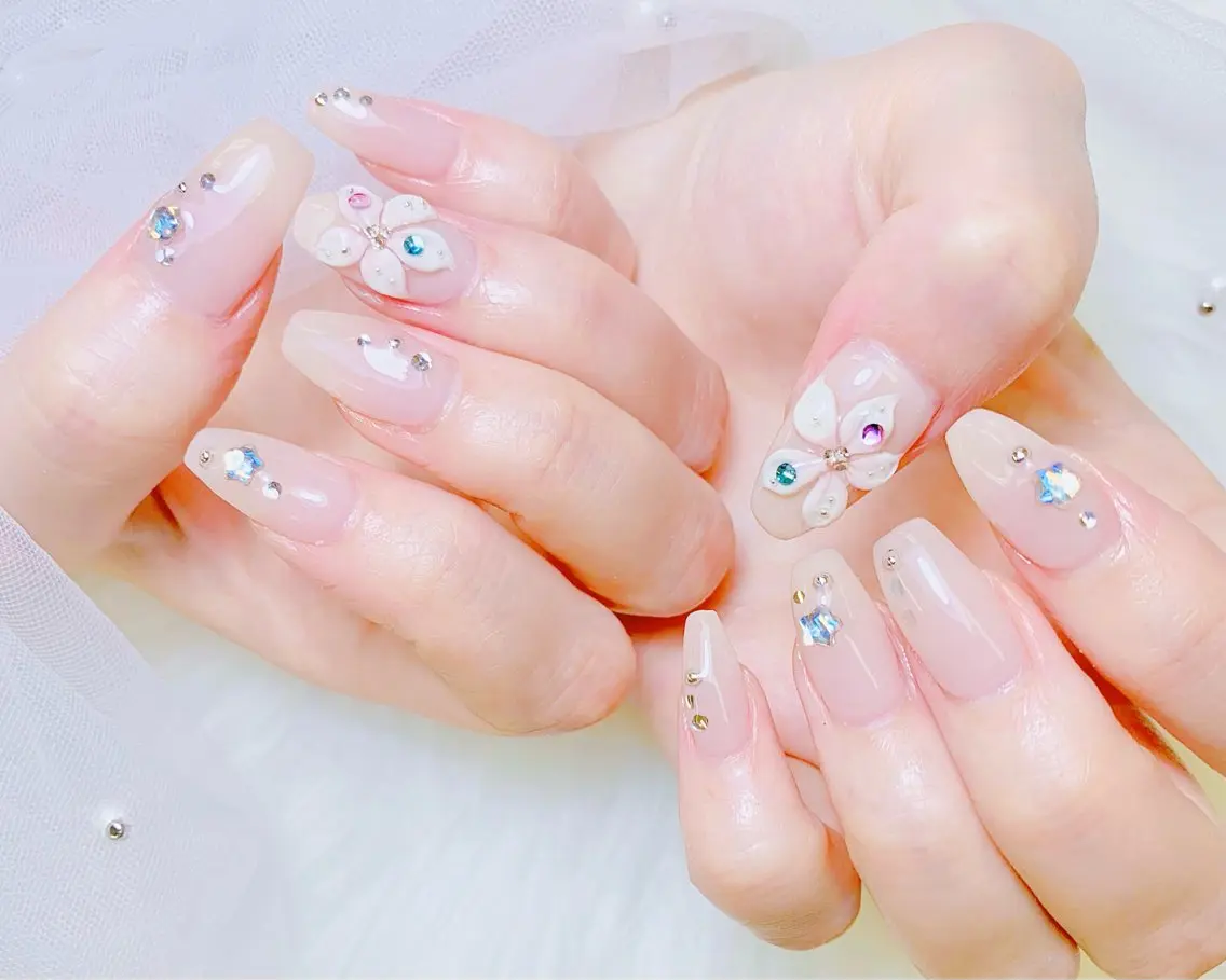 ネイル チークネイル フラッシュネイル フレンチネイル グラデーション ラメ(グリッター) ハンドネイル AN NAIL SALONのネイルデザイン