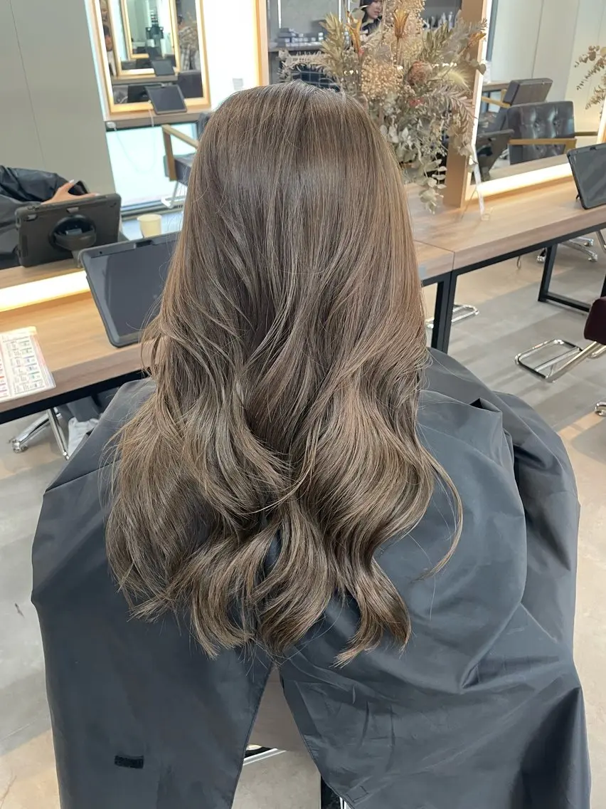 ロング ヘアカラー トリートメント 髪質改善カラー🫧 横浜/liberteのヘアスタイル