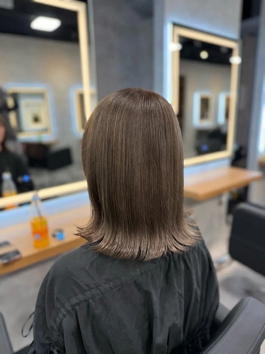 ロング カラー ヘアアレンジ カット ヘアカラー トリートメント ヘアセット レイヤー×透明感カラ ーHAYATOのヘアスタイル