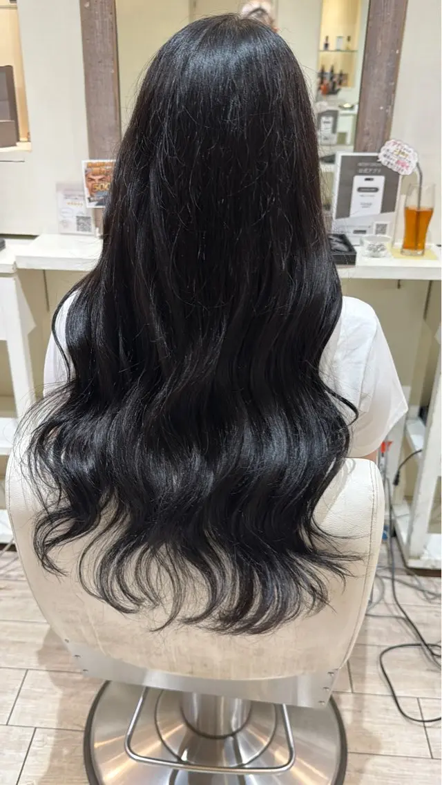 カラー NICCOLO室見 KOTOのヘアスタイル