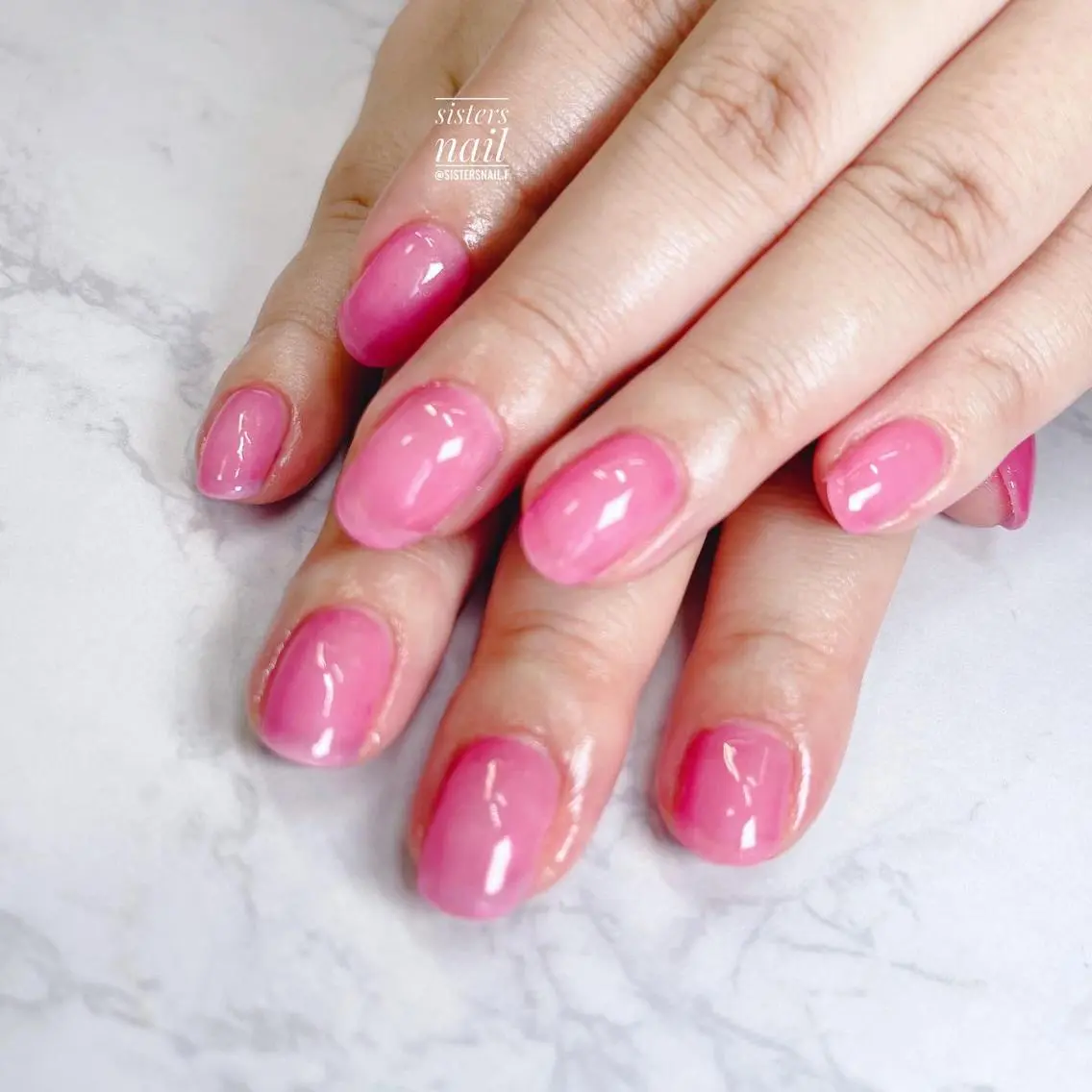 ネイル アートネイル ワンカラーネイル ピンク 夏ネイル sisters nail.fのネイルデザイン