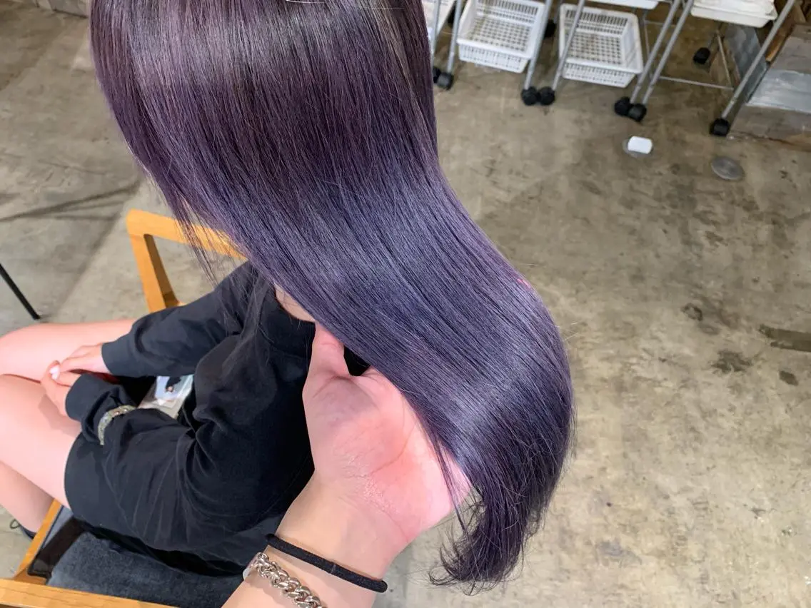 ロング カラー ブルーカラー ブルーバイオレット バイオレットカラー ✅ケアブリーチ✅ トヨオカ ノブヒデのヘアスタイル