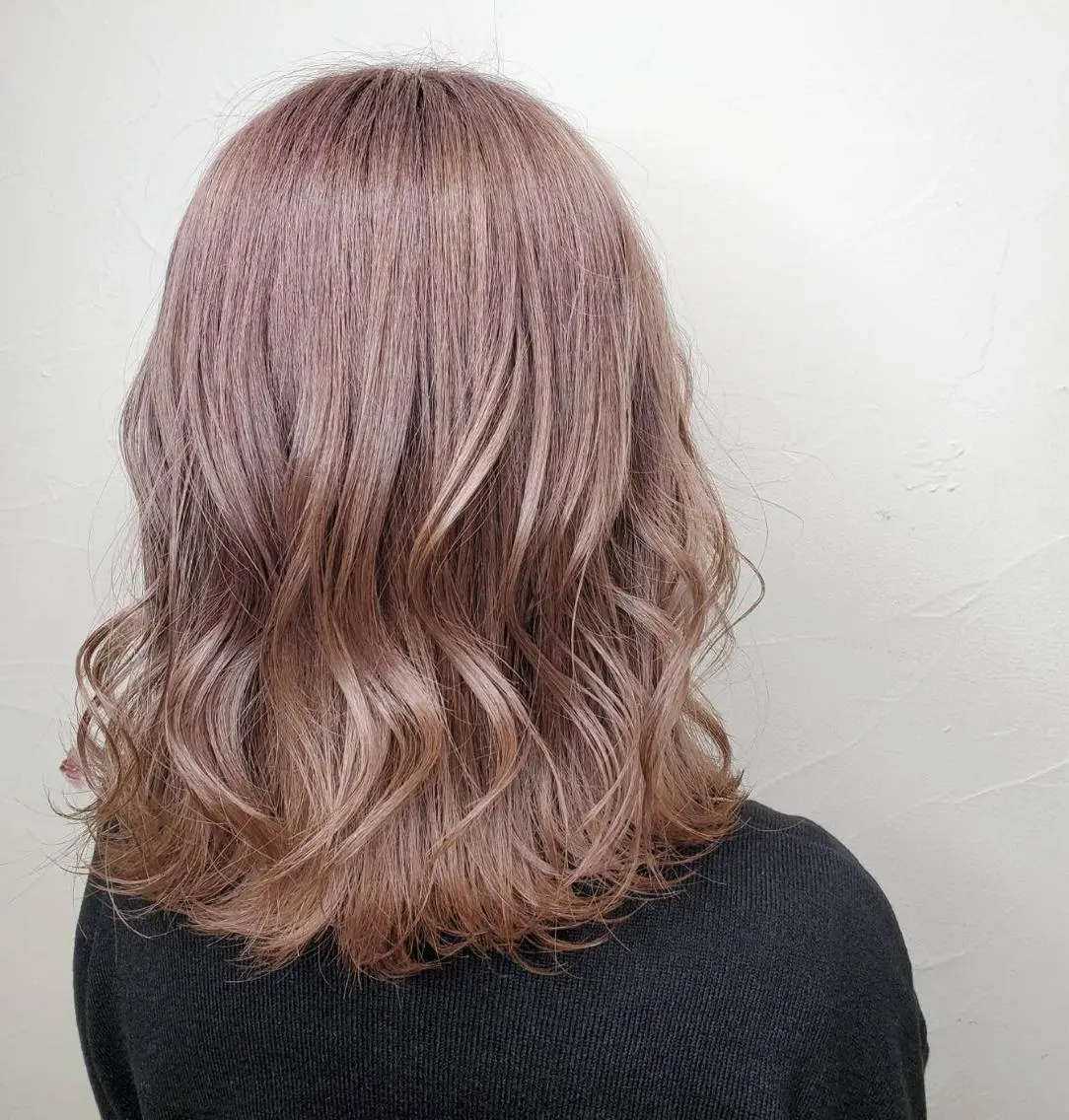 ミディアム 派手髪支持率No1 Eisukeのヘアスタイル