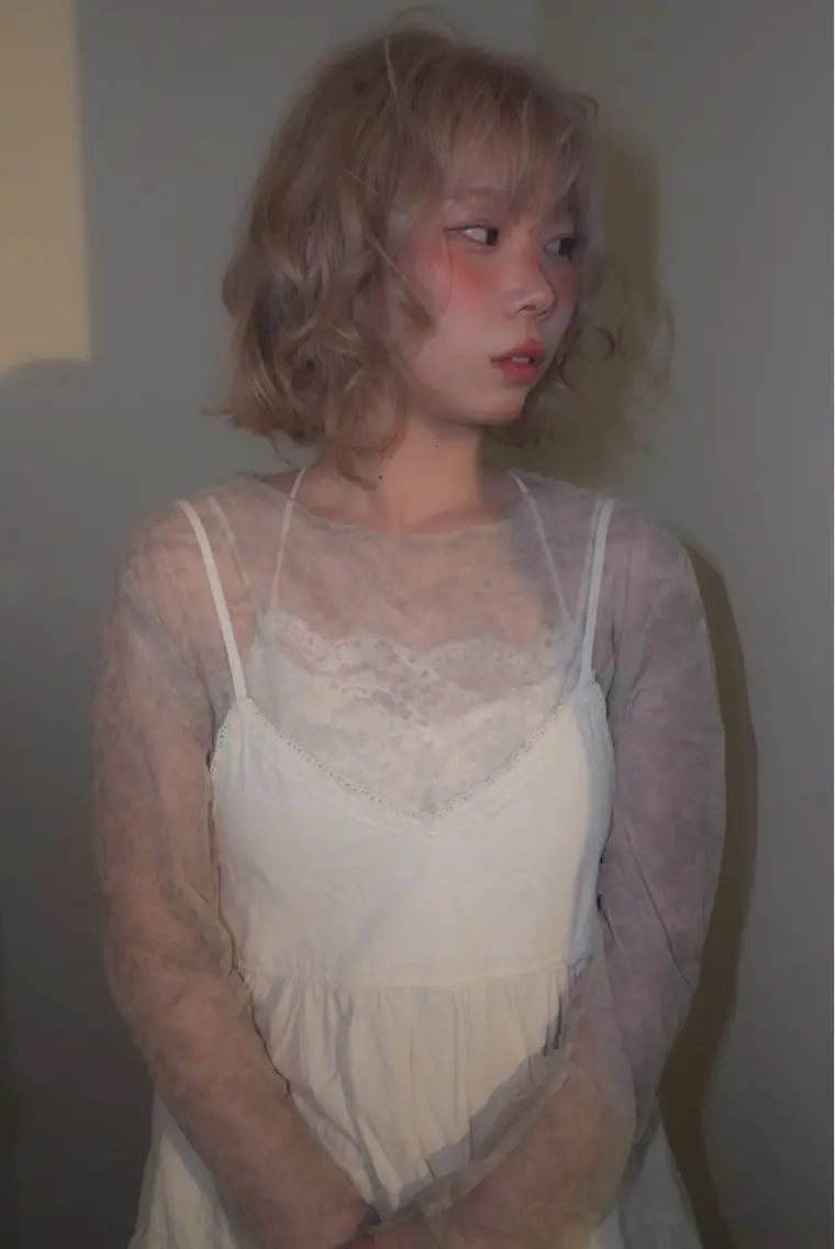 ミディアム 石江 奈琉のヘアスタイル
