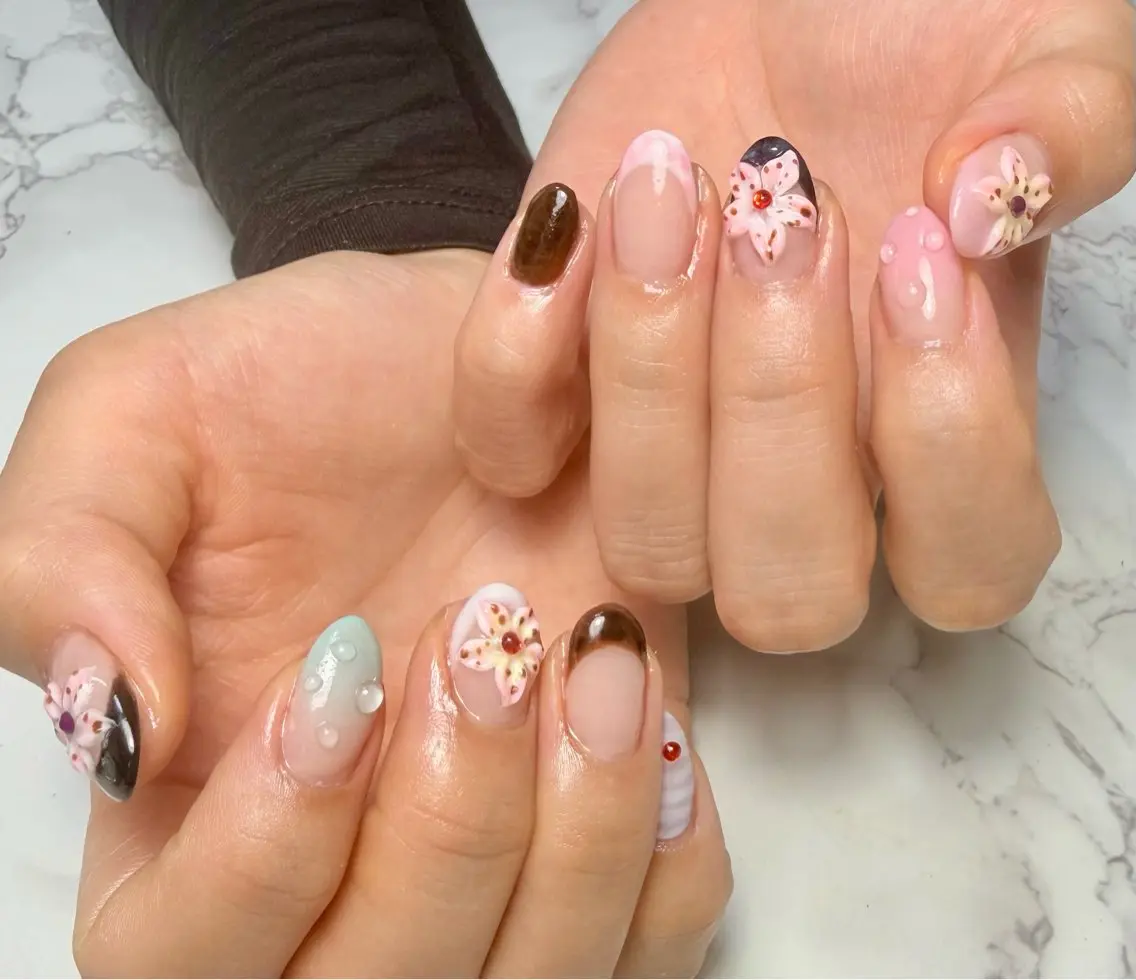 ネイル アニマル柄 アートネイル チークネイル フラッシュネイル フラッシュマグ Mai’s nailのネイルデザイン