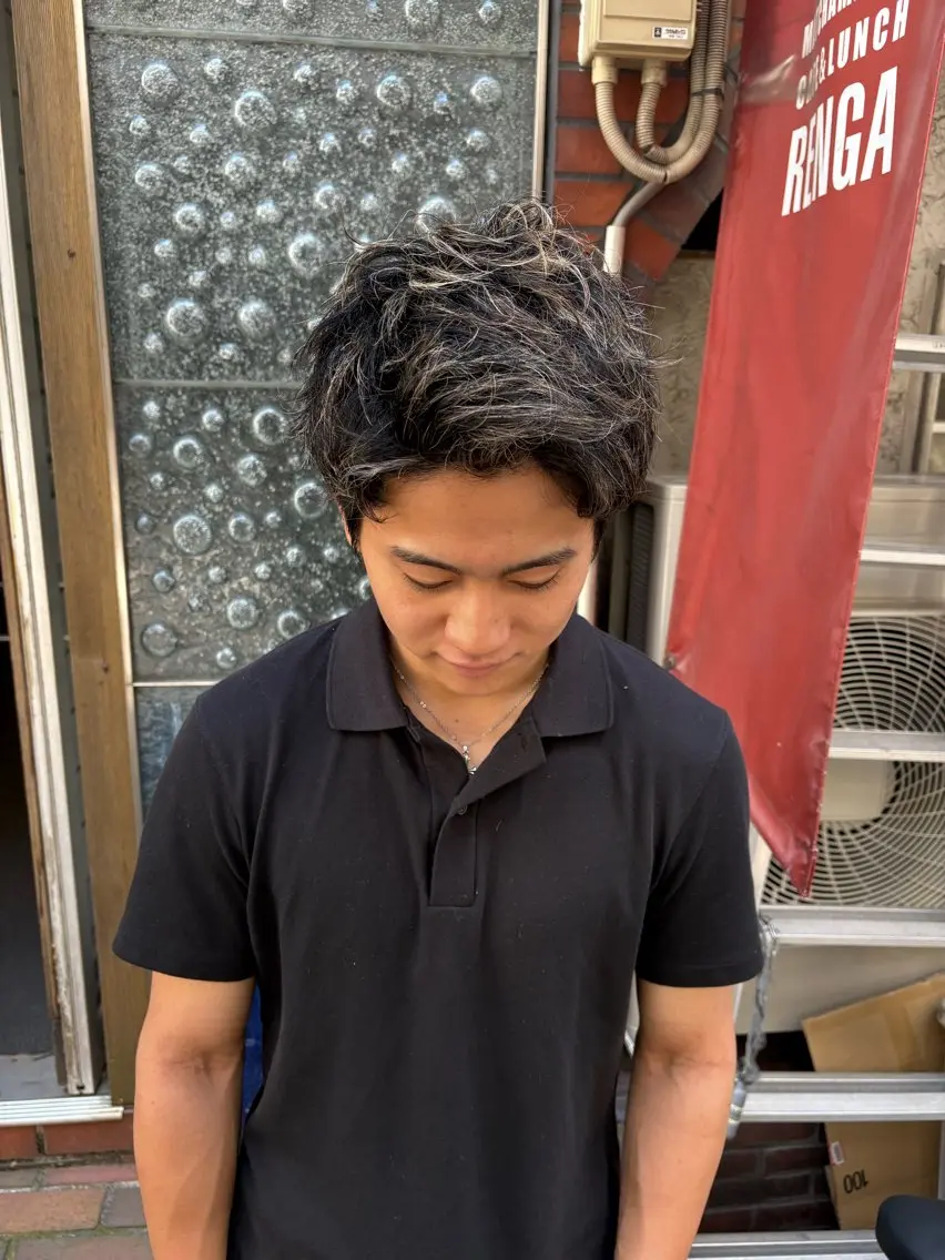 カラー ハイライトカラー 大浜 美咲のヘアスタイル