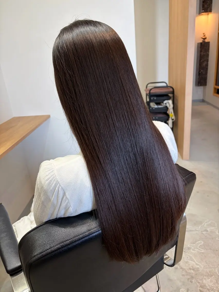ロング omaフクダ 縮毛矯正/艶髪カラーのヘアスタイル
