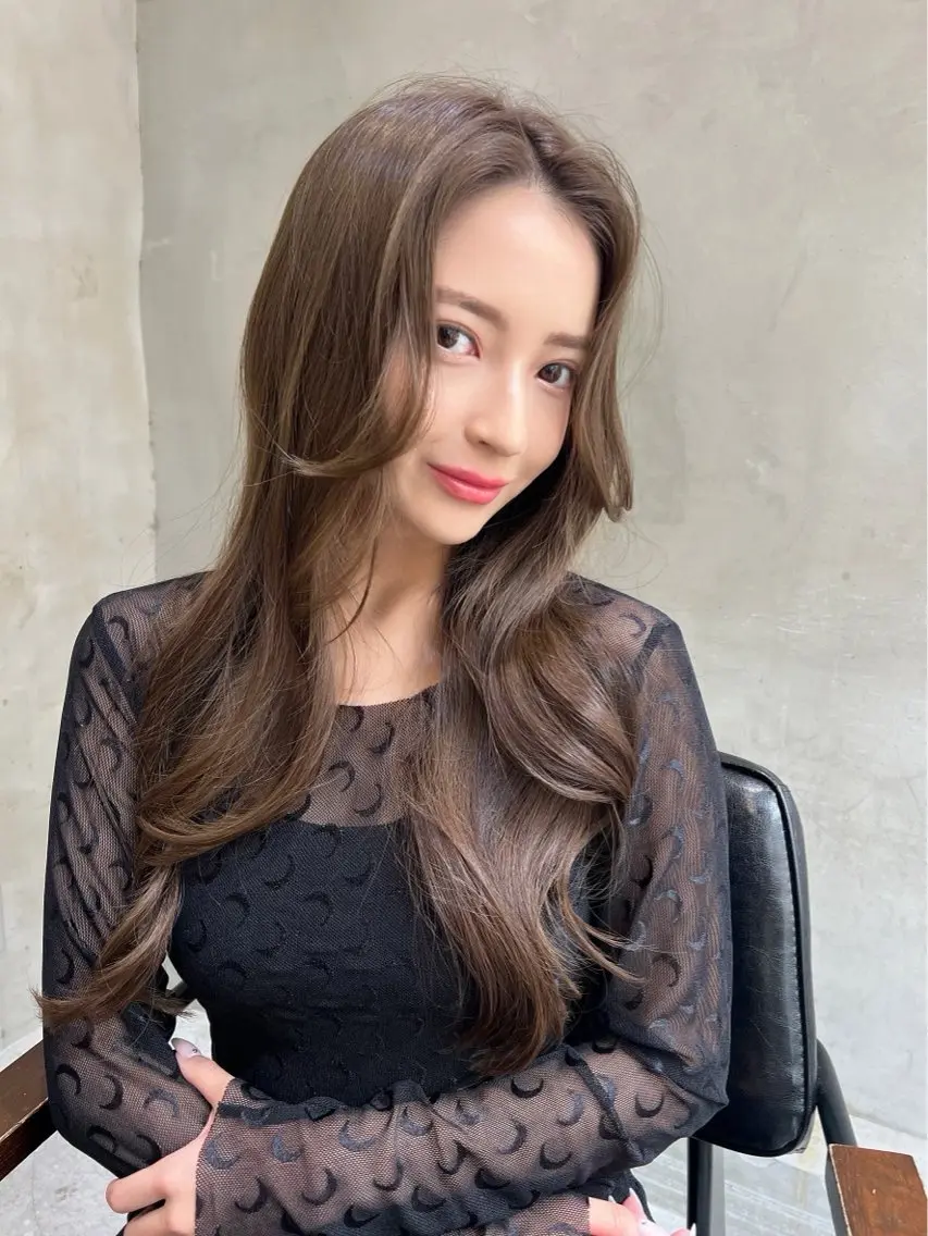 セミロング カラー カット ヘアカラー トリートメント 【銀座】艶髪/上品な カラー特化/涼/駅近のヘアスタイル