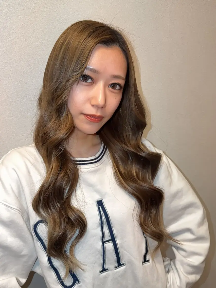 ロング カラー 戸川 紗良のヘアスタイル