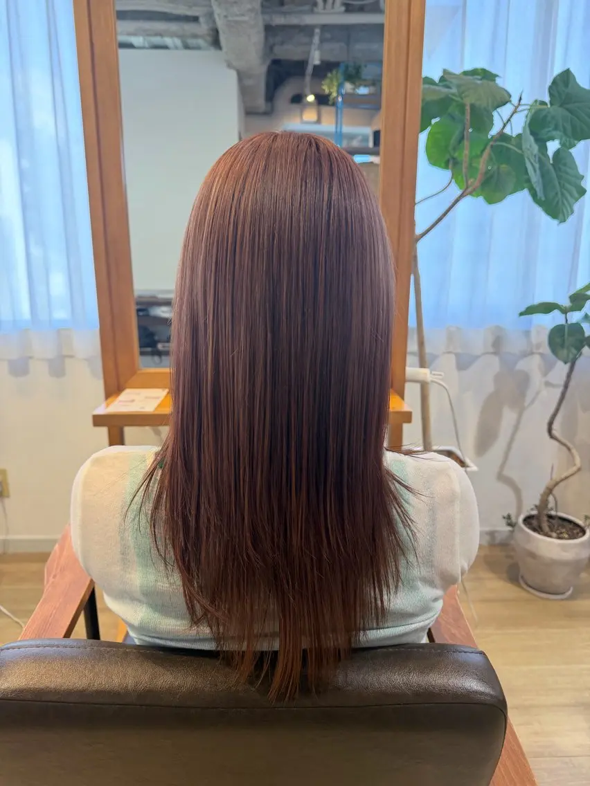 ミディアム ヘアカラー RENA｜透明感 カラー×癒しスパのヘアスタイル