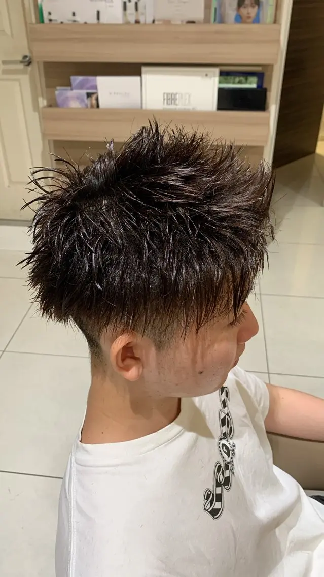 メンズ Ash元住吉 クサカハルトのヘアスタイル
