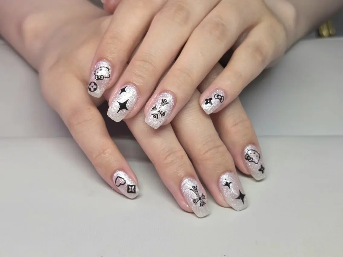カラー ハンドネイル  Nail 秋(アキ)のネイルデザイン
